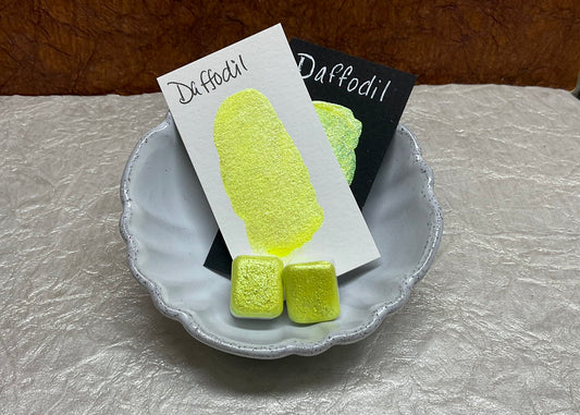 Daffodil -Handmade Shimmer watercolor paint-half pan